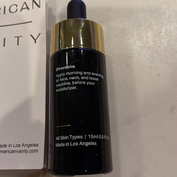 American Vanity Brilliance Brightening Serum 15ml new - Picture 3 of 3